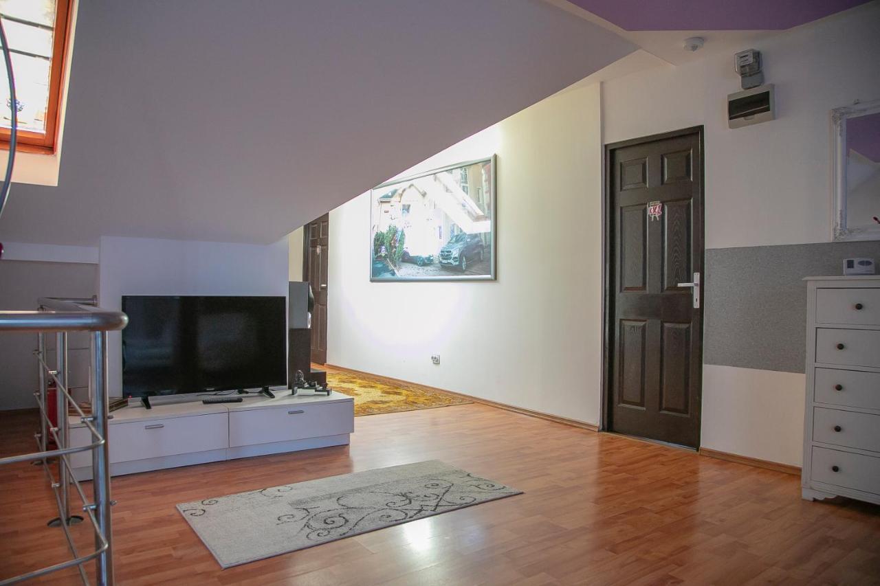 Апартаменти Xxl-House Тиргу-Муреш Екстер'єр фото