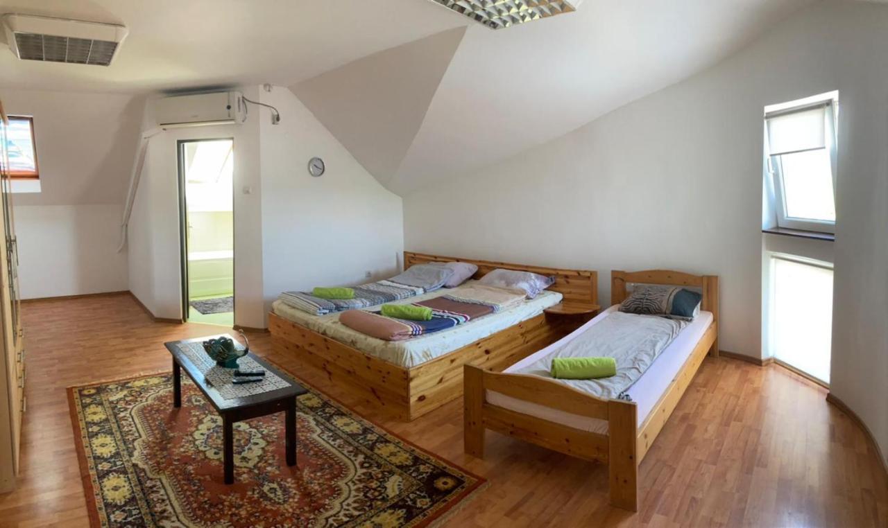 Апартаменти Xxl-House Тиргу-Муреш Екстер'єр фото